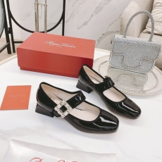 Roger Vivier Shoes